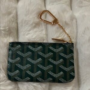 Elegant Green Key & Card Holder